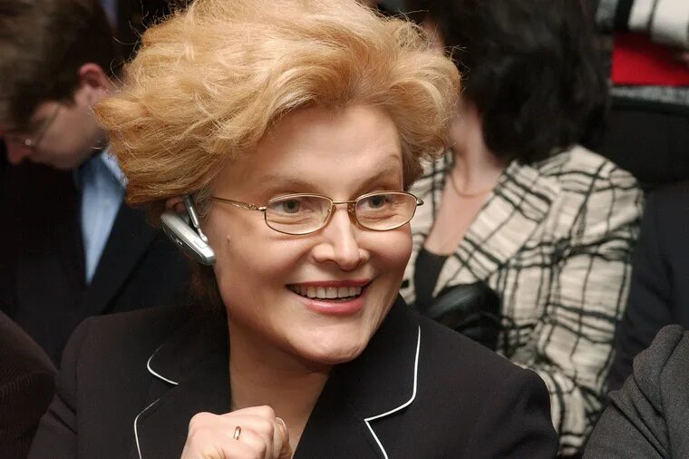 ОНЛАЙН-КОНФЕРЕНЦИЯ: Елена Малышева ответила на ваши вопросы - KP.RU