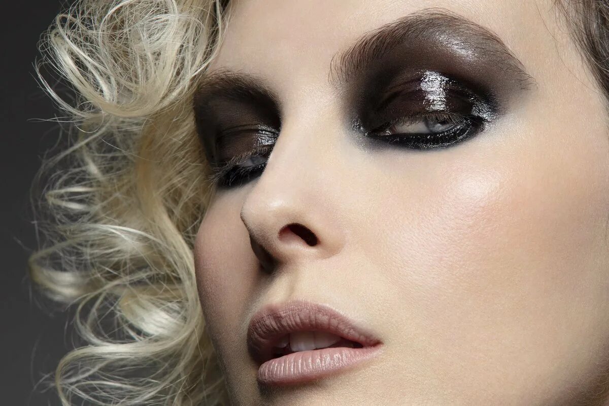 Макияж смоки айс. Ксения никитина макияж смоки. смоки айс. smoky eyes никитина ксения. макияж 2012 смоки айс.