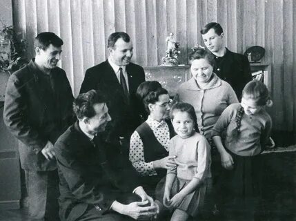 Жизнь семьи гагарина