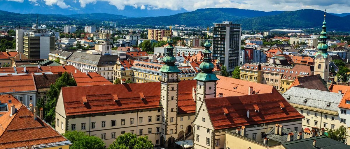 Город в австрии 4 буквы. Клагенфурт-ам-Вёртерзе. Klagenfurt Австрия. Клагенфурт. Ландхаус. Клагенфурт-ам-Вёртерзе города Австрии.