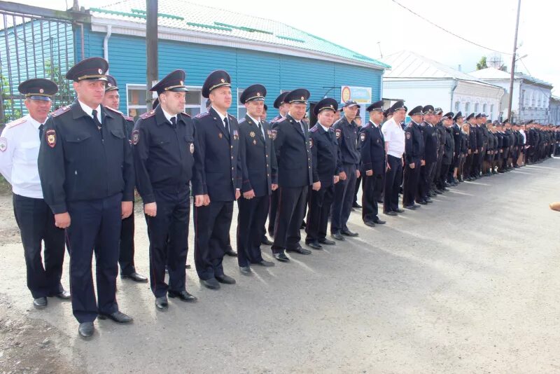 Сайт алапаевского городского суда свердловской. Начальник ОВД Алапаевска Свердловской области. МО МВД Алапаевский. ГИБДД Алапаевск. ГУ МВД Алапаевск.