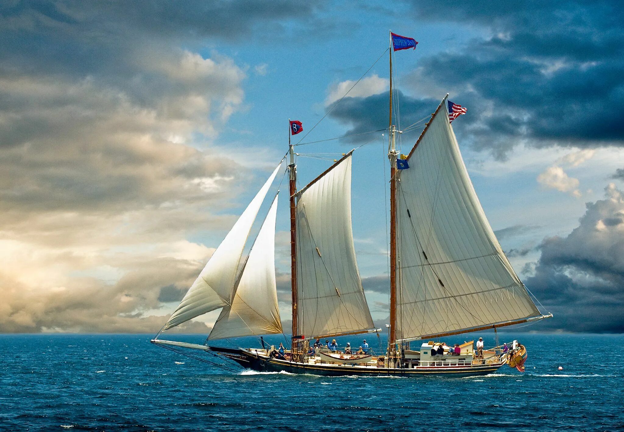 Завод blue sail. Stress free sailing. Сейлинг. Sailing me. Classic sharpie schooner.