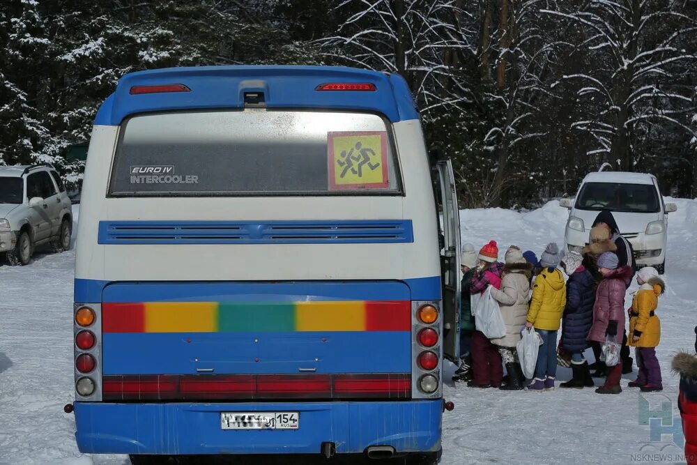 1988 год автобус с детьми