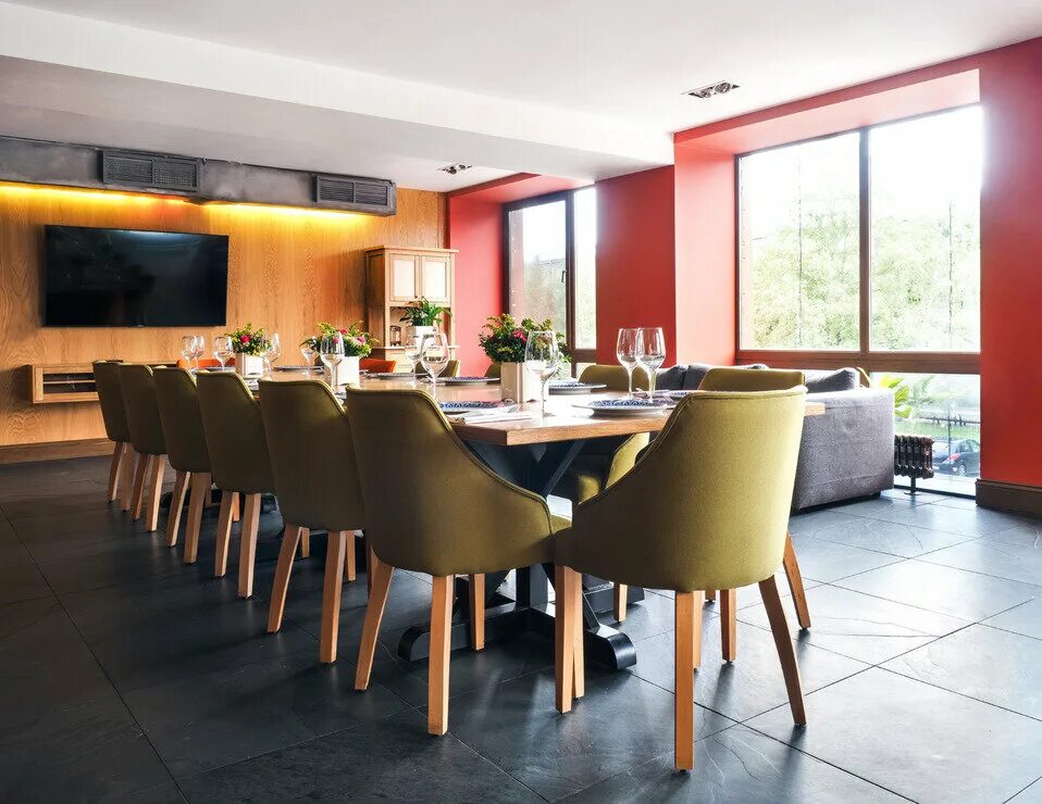 план ресторана на 100 посадочных мест. Bosco mishka bar в гуме. рестораны на войковской. площадь помещений в ресторане. план ресторана на 200 мест.