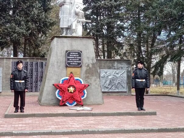 Погода в копанской ейского рп5. Памятники ВОВ. Освобождение Ейска. Освобождение Ейска и Ейского района. День освобождения Ейского района от немецко фашистских захватчиков.