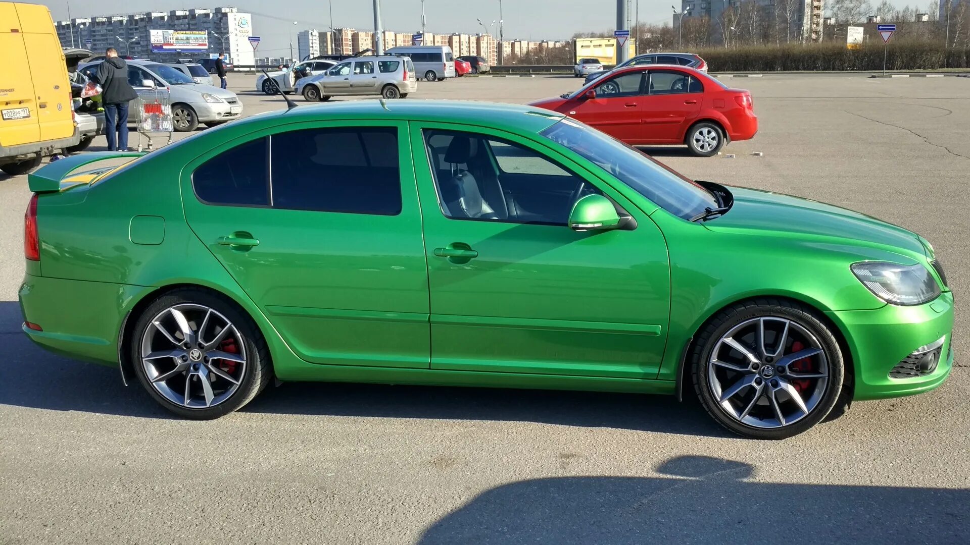 Диски шкода рс. R18 skoda rs. skoda octavia rs r18. диски skoda rs r18. skoda octavia rs r17.
