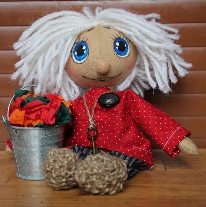 Домовёнок кузя ксении городниковой. Кукла домовенок кузя. Домовой кузя. Домовой кузя. Домовенок кузя кукла тильда.