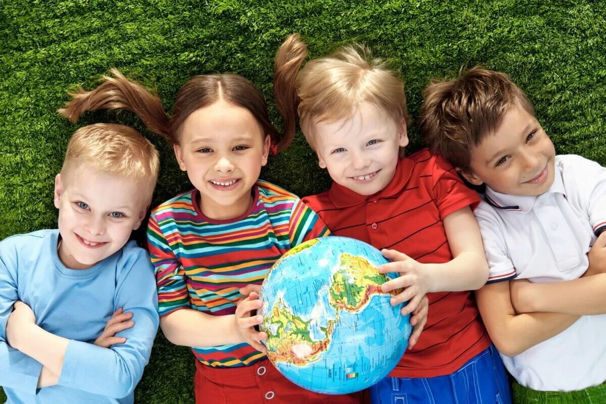 педагог и дошкольник. город вместе с детьми и. настольные игры для всей семьи. родители и дети. рисуем с детьми.