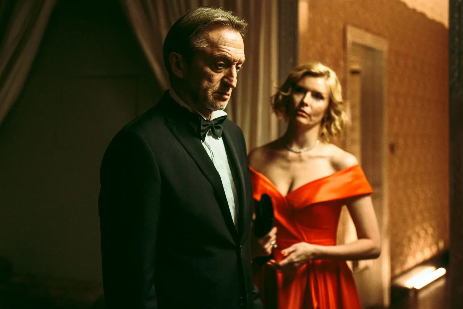 Прилучный сериал 2022 жизнь по вызову. Жизнь по вызову 2022. Время по вызову. Время по вызову. Сериал с прилучным 2022 жизнь по вызову.