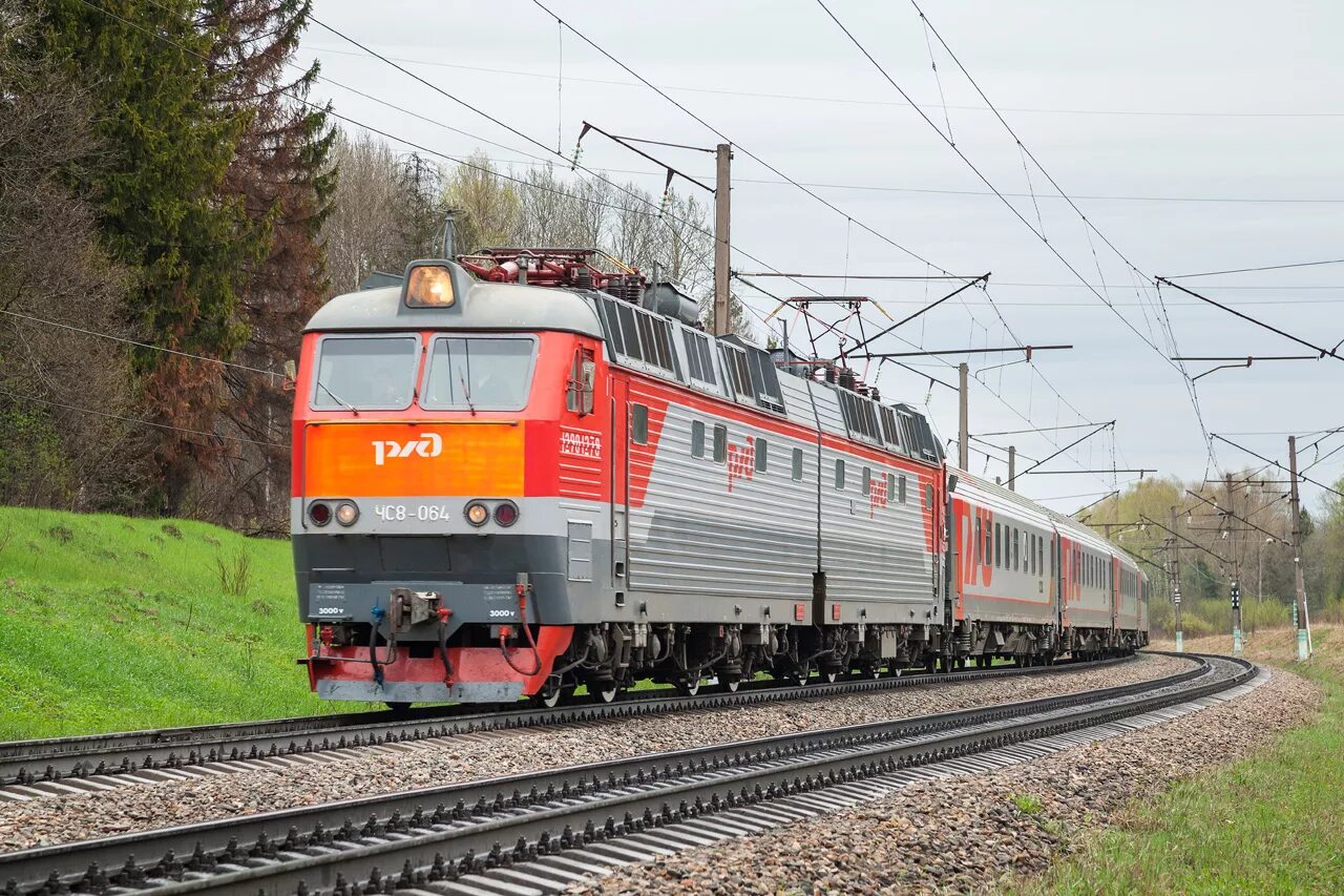 Локомотив чс8. Чс-7 локомотив вид сбоку. Чс8 электровоз электровозы. Электровоз чс8 ржд. Электровоз чс8 сбоку.