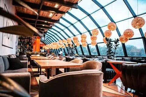 Aura lounge