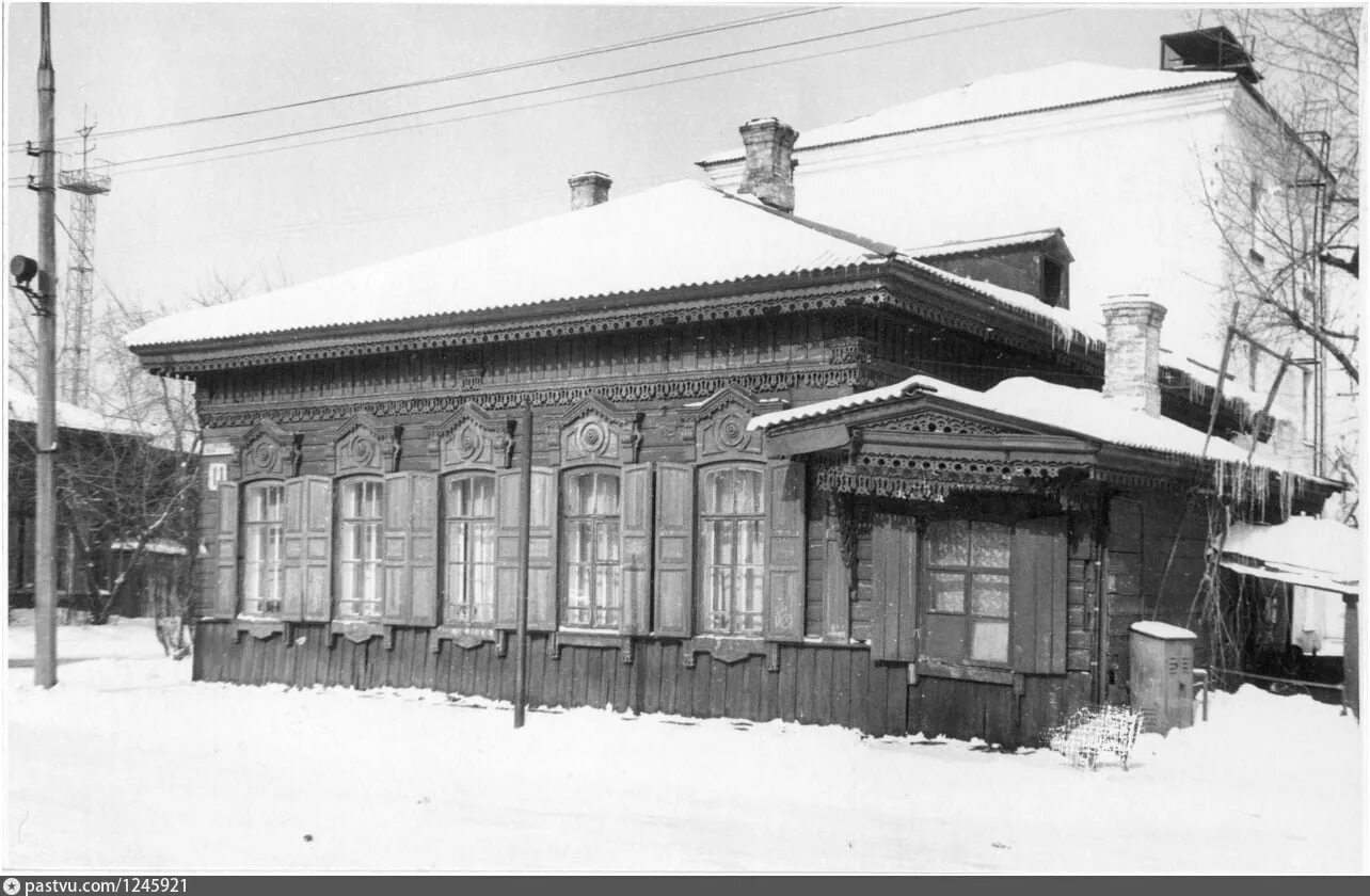 Баня 9x10 - клееный брус с террасой 48 кв.м Заказать в Екатеринбурге Проект и це