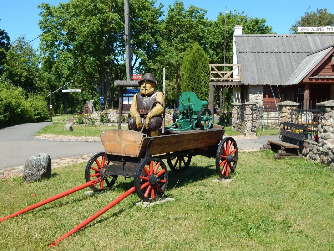 тачанка херсонтфото. такси тачанка усть абакан. тачанка жд. тачанка памятник в петербурге. такси тачанка усть абакан.