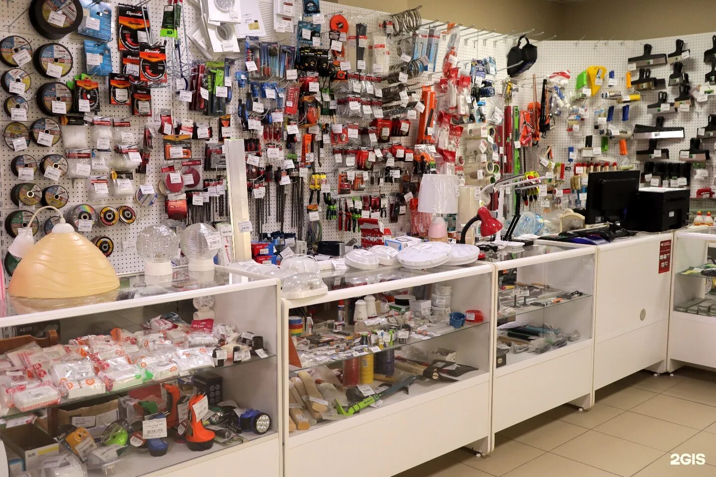 магазин вредных. название магазина хозтоваров. еда без вреда магазин. дешевая еда в магазине. вкус маркет.