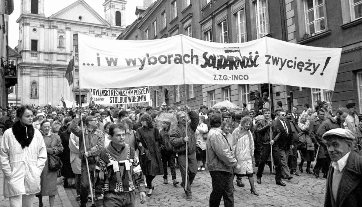 Первые свободные выборы. Солидарность Польша 1989. Партия солидарность Польша 1980. Революция в Польше 1989. Профсоюз солидарность в Польше 1980.