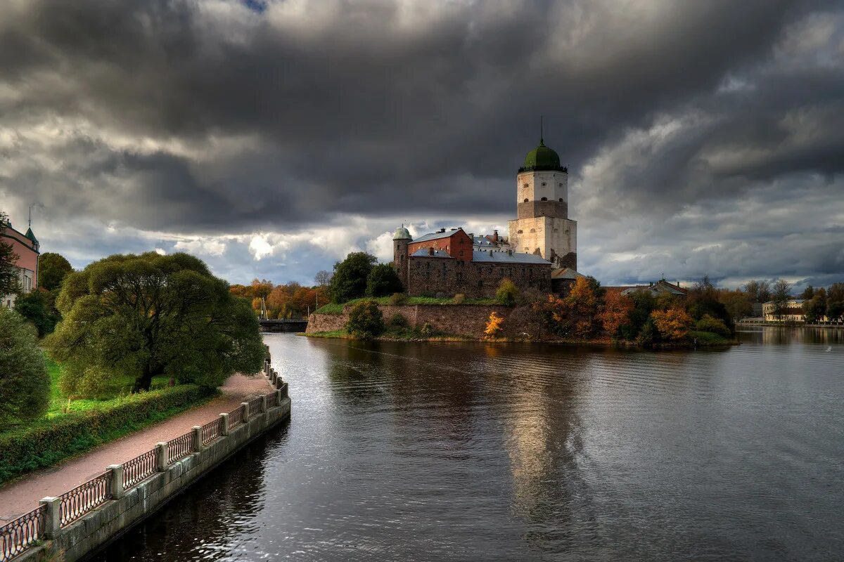 Vyborg. Город Выборг Ленинградской области. Выборгский замок Выборг, Ленинградская область. Выборг достромичательности. Выборг крепость.