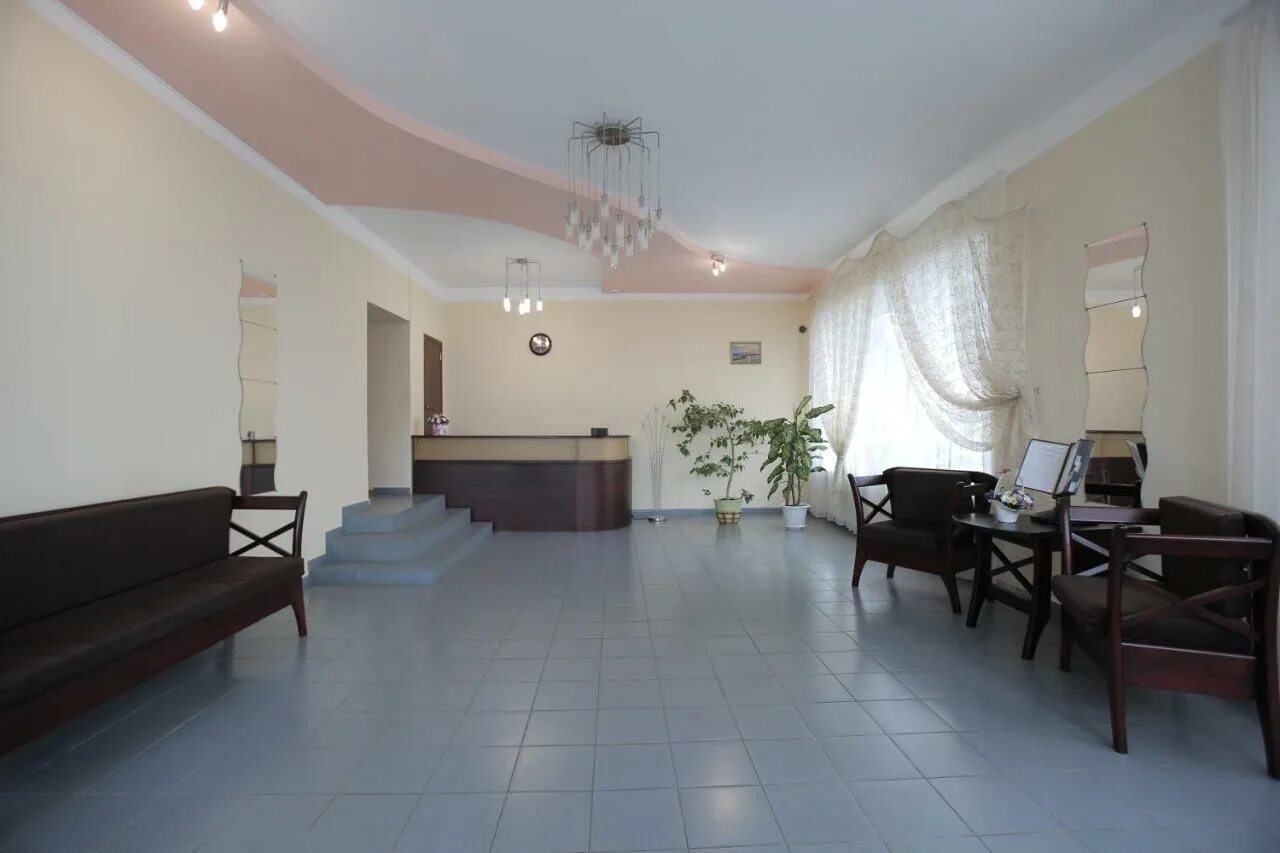 Гостиница в чистополе. Гостиница чистополь фото. Лок раздолье чистополь. Гостиница в чистополе. Гостиница чистополь.