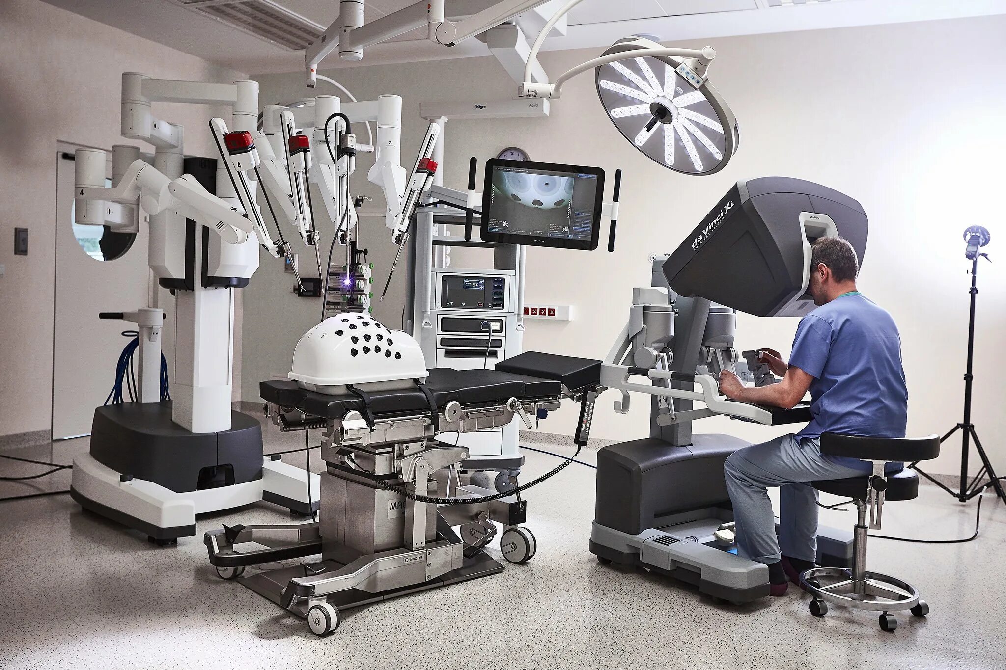 Робот DAVINCI. Da Vinci робот-хирург. Хирургический робот DAVINCI. Робот-ассистированная хирургическая система «da Vinci».