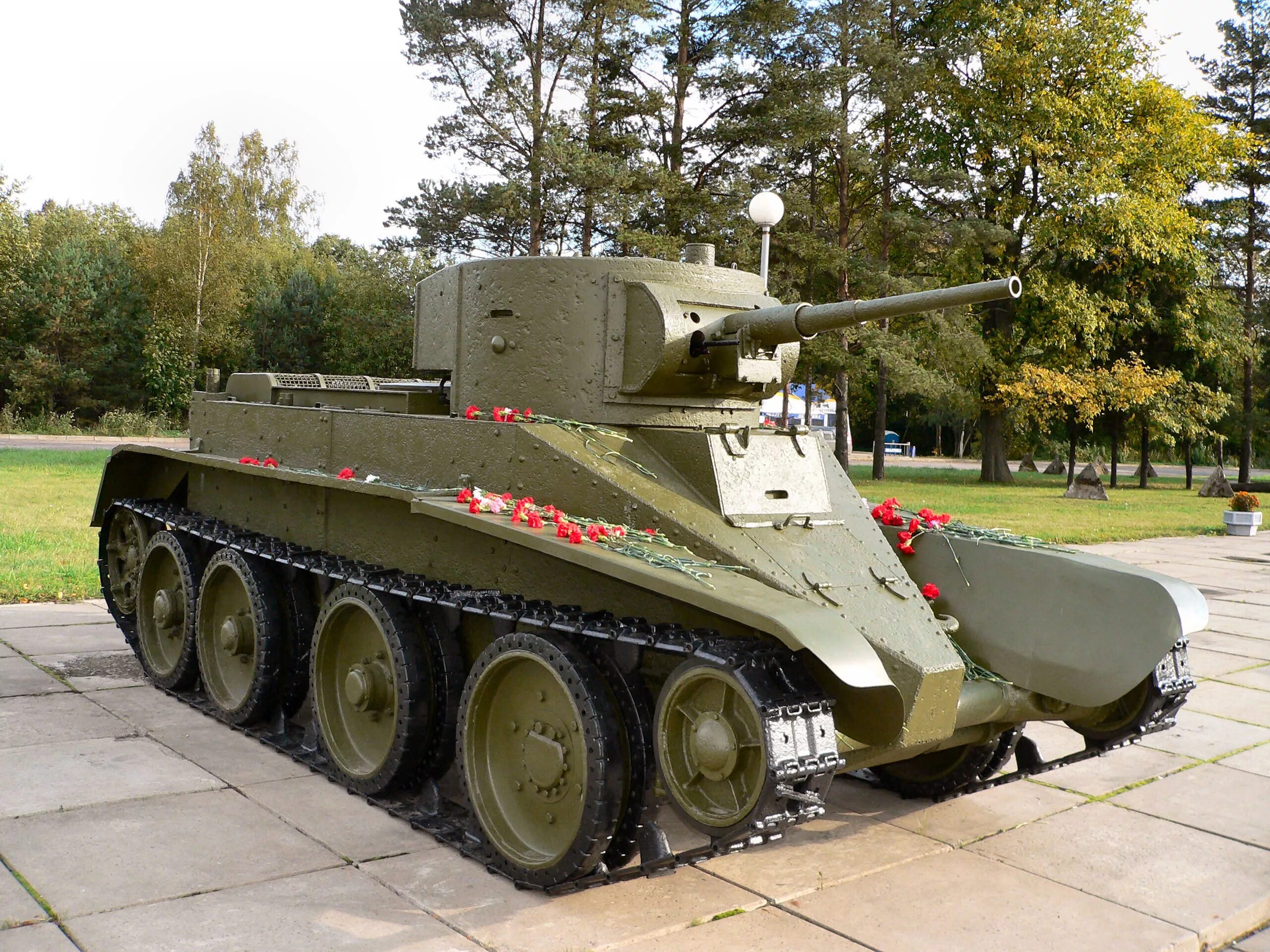 Б т 37 2. БТ-5 танк. Танки СССР бт5. БТ-5 лёгкий танк. Танк т-26.