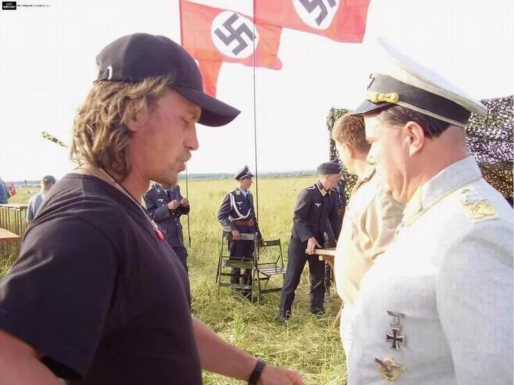 Сохраним сердце здоровым. Церковь хве на мурмане. Сердечный враг. Чтобы одержать победу бейте в самое сердце врага фон клаузевиц. Сердечный враг.