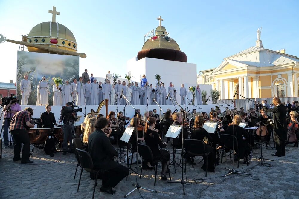 Фестиваль опера всем. Фестиваль. Опера всем москва. Опера всем. Санкт-петербургский международный кинофестиваль.