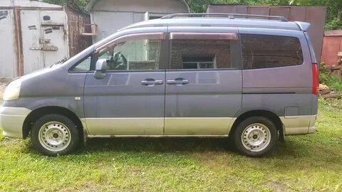 Кузов nissan serena