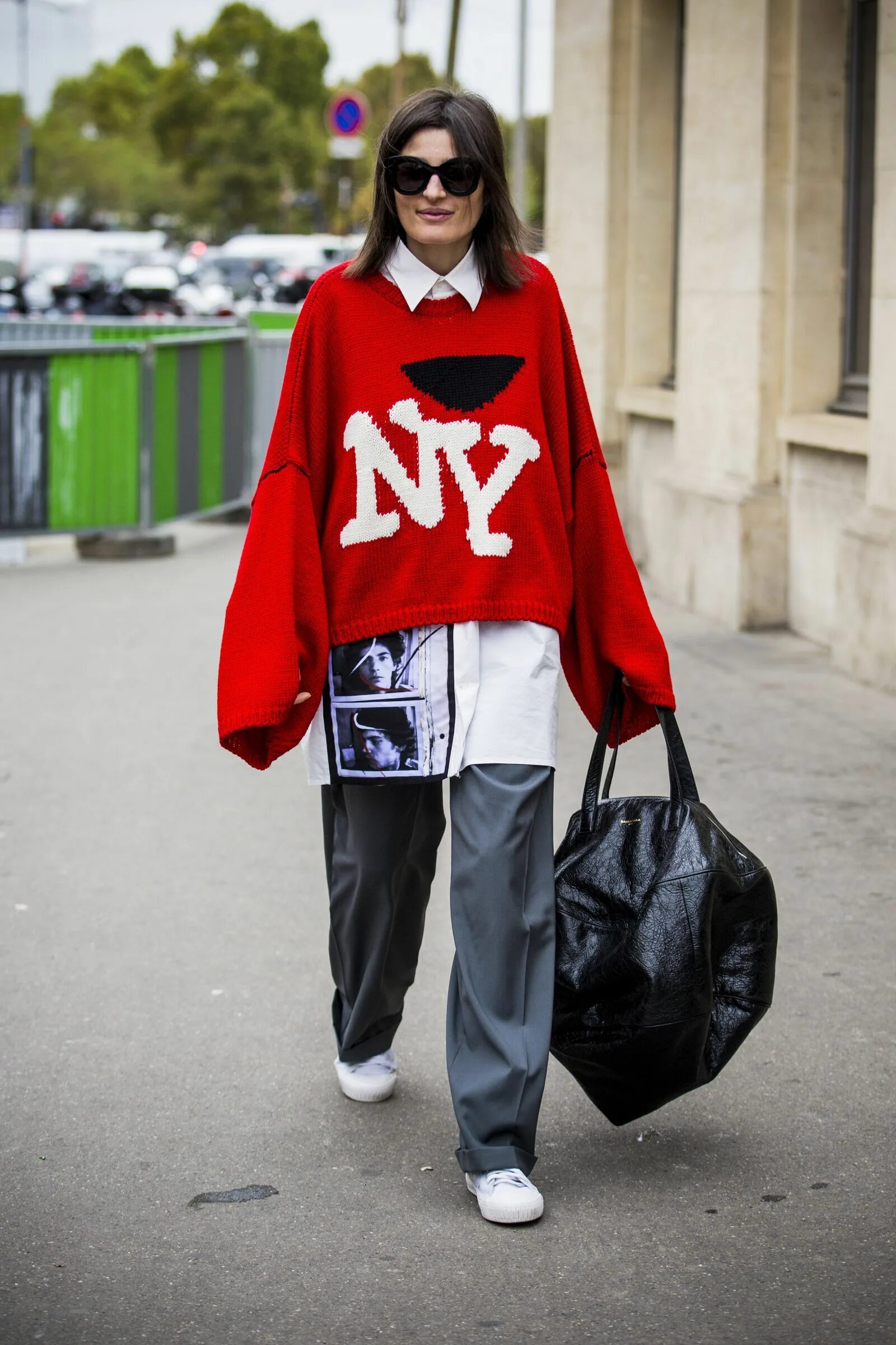 Овер сайс одежда для подростков. Худи оверсайз уличная мода. Футболка оверсайз подросток. Одежда оверсайз для подростков. Оверсайз одежда для подростков.