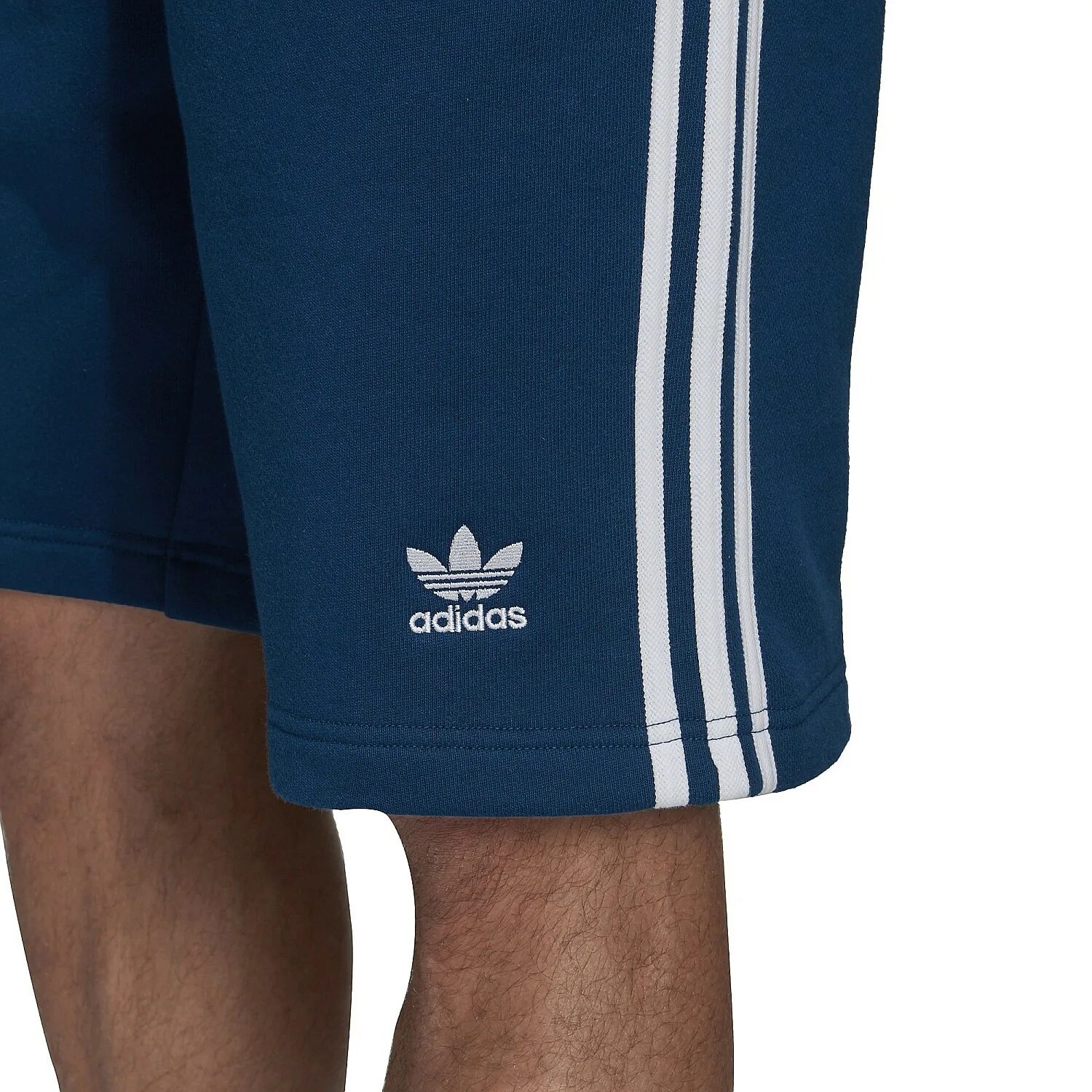 Шорты adidas Originals. Adidas Originals 3 Stripes. Шорты adidas Originals мужские. Шорты адидас мужские оригинал.