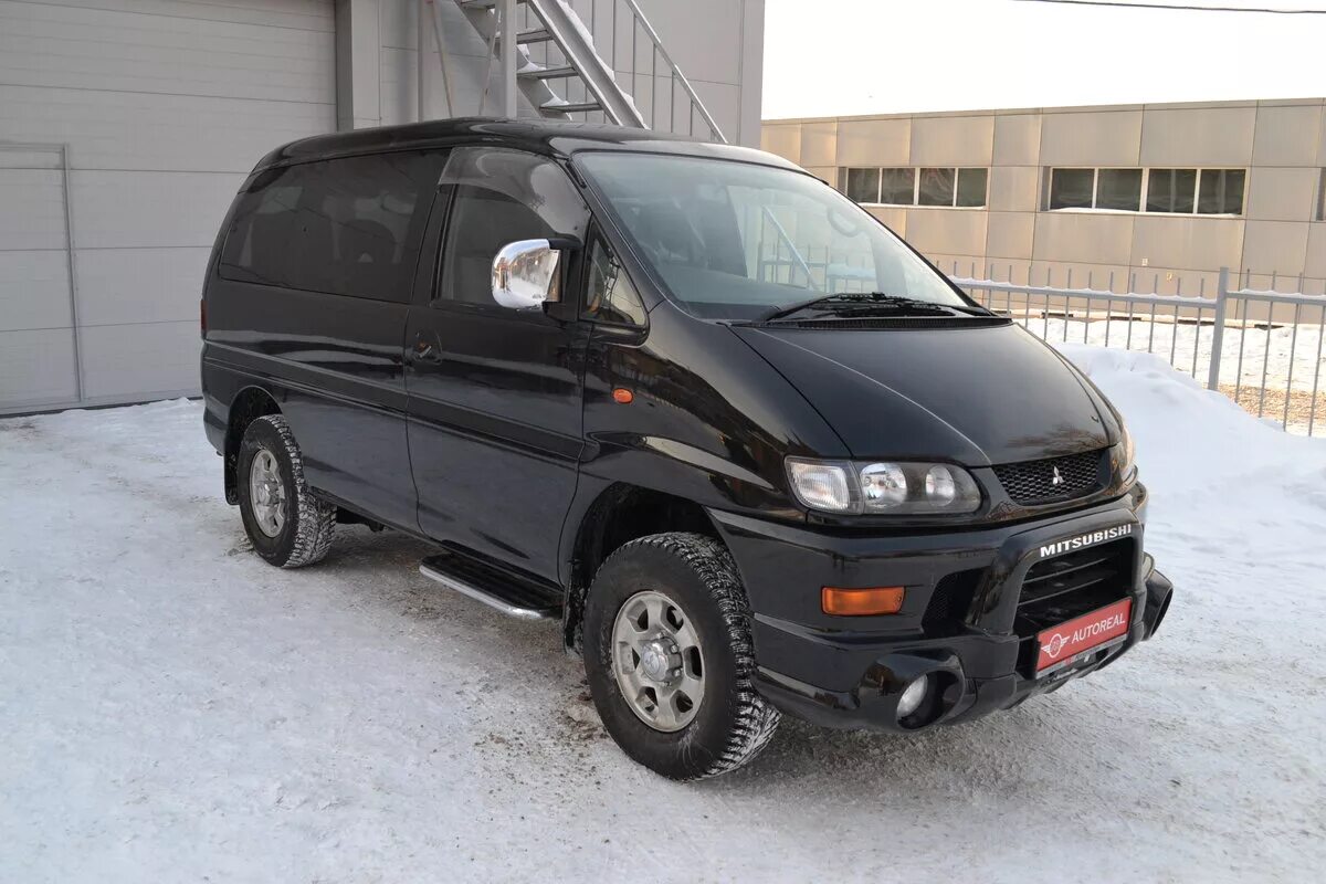 Митсубиси Делика. Mitsubishi Delica 4. Mitsubishi Delica 2003. Митсубиси Делика 2000 года.