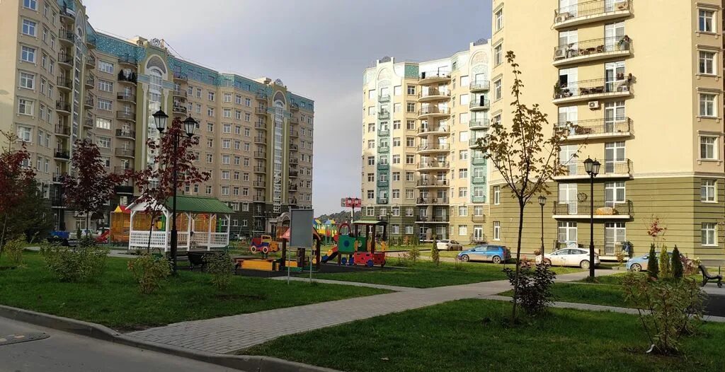 Поселок ильинское усово красногорский район. Ильинское усово фото. Ильинское усово фото. Ильинское-усово поселок новый. Жк ильинское усово.