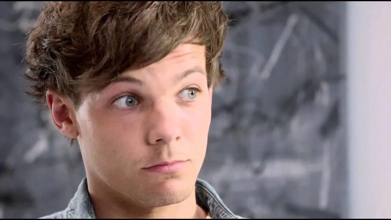 Луи ноте. Кайл томлинсон. луис хили. harry louis. louis tomlinson walls.