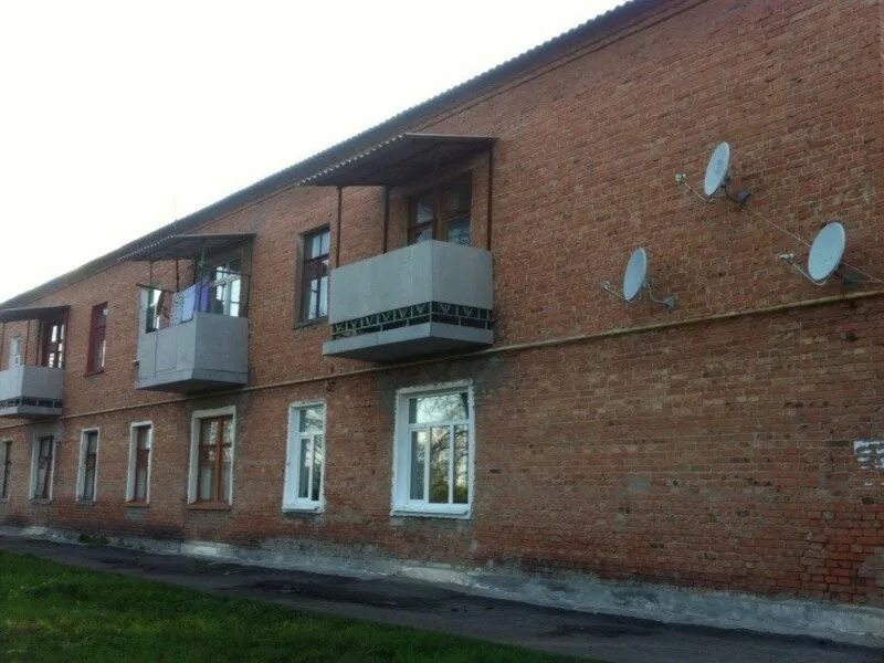 Авито льгов квартиры. Г льгов ул красная 17. 2х этажный дом на чкалова льгов. г. льгов ул. красная д. 22.
