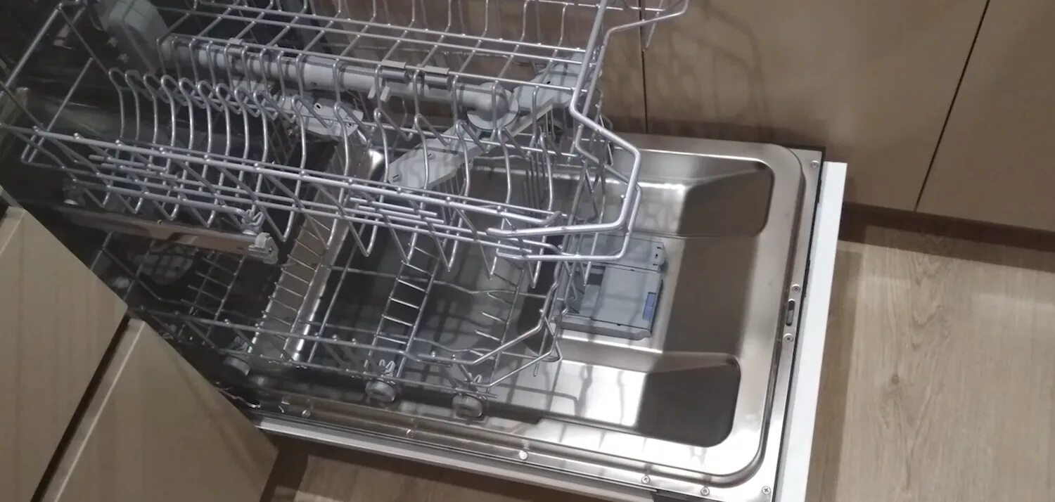 Посудомоечная машина beko 45 встраиваемая. Beko dis 25010 внутри. Встраиваемая посудомоечная машина beko dis25010. Встраиваемая посудомоечная машина beko dis25010. Дисплей посудомоечной машины beko dis 3812q.