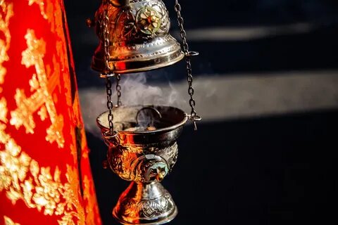Ладан в храме