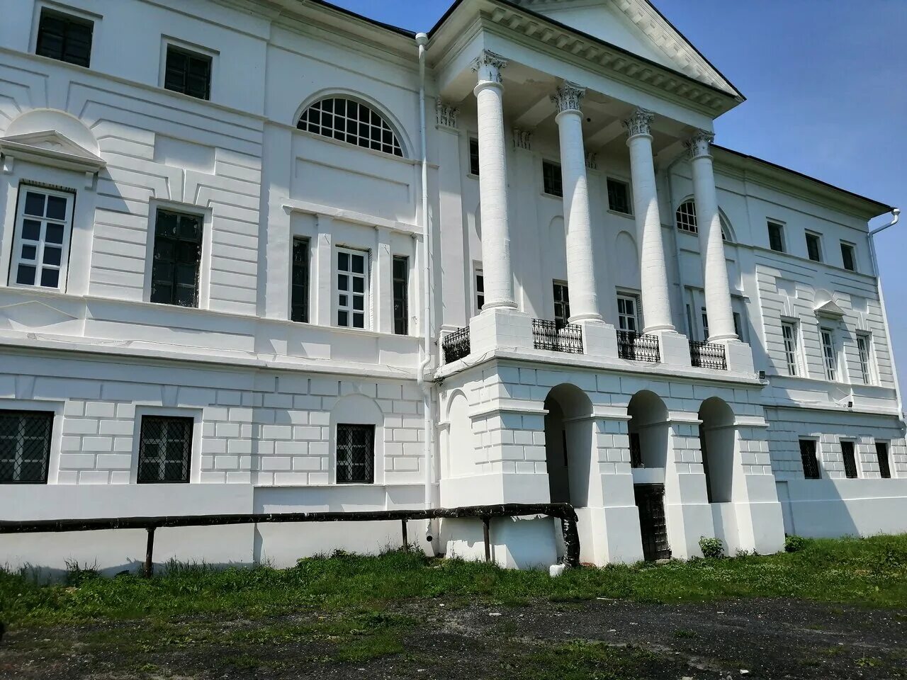 усадьба щепочкиных полотняный завод. дом полотняный завод. калужская область полотняный завод усадьба гончаровых. калуга усадьба щепочкина. усадьба щепочкиных полотняный завод.