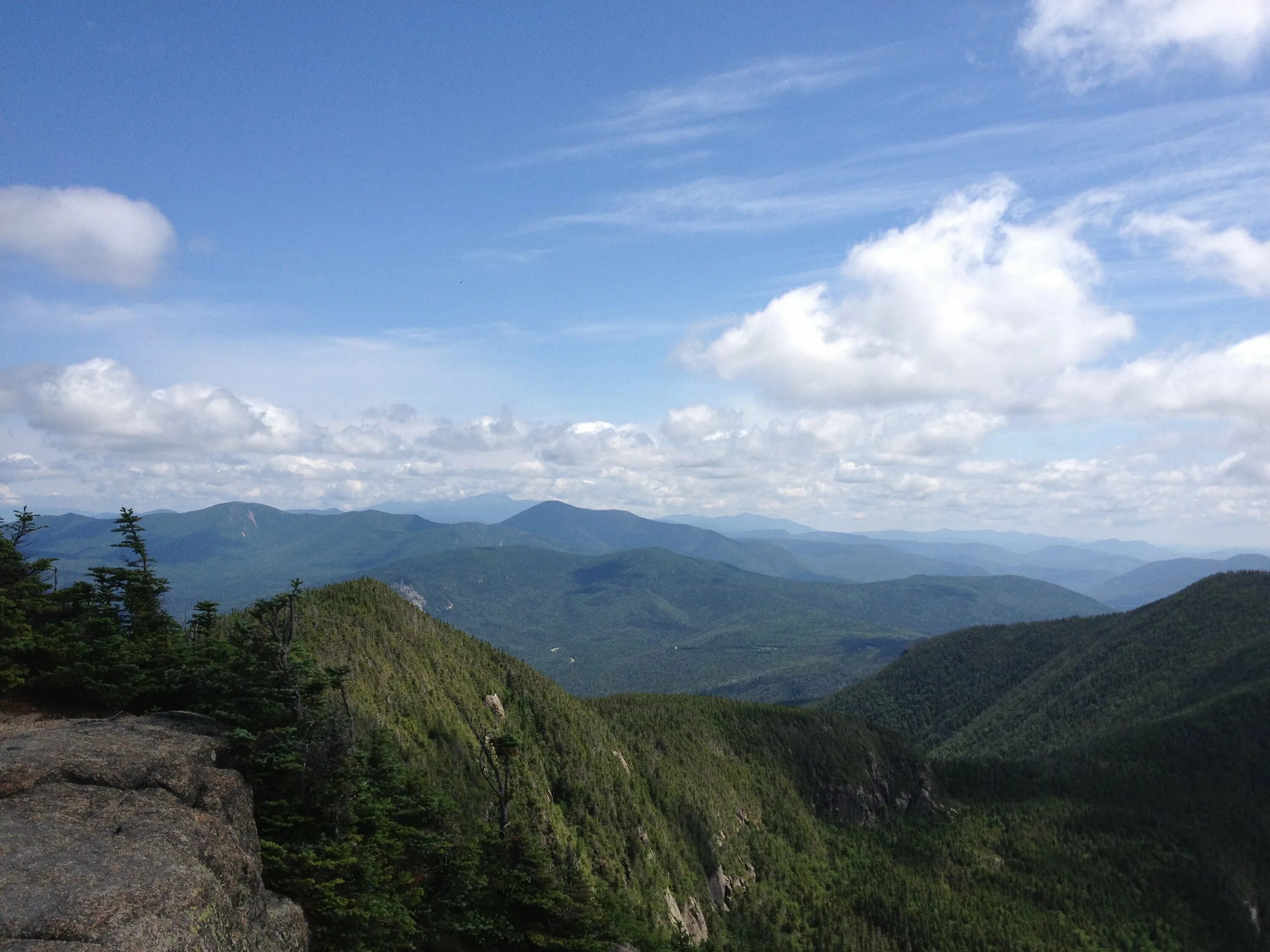 Горы для альпинизма в россии. 8848 метров эверест. Гора чугуш сочи. Как переводится mountain. Восхождение на цахвоа маршрут.