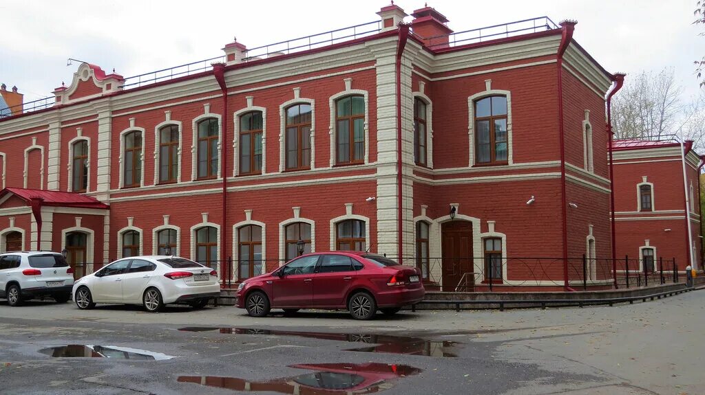 Здание было построено на собственные средства текутьева