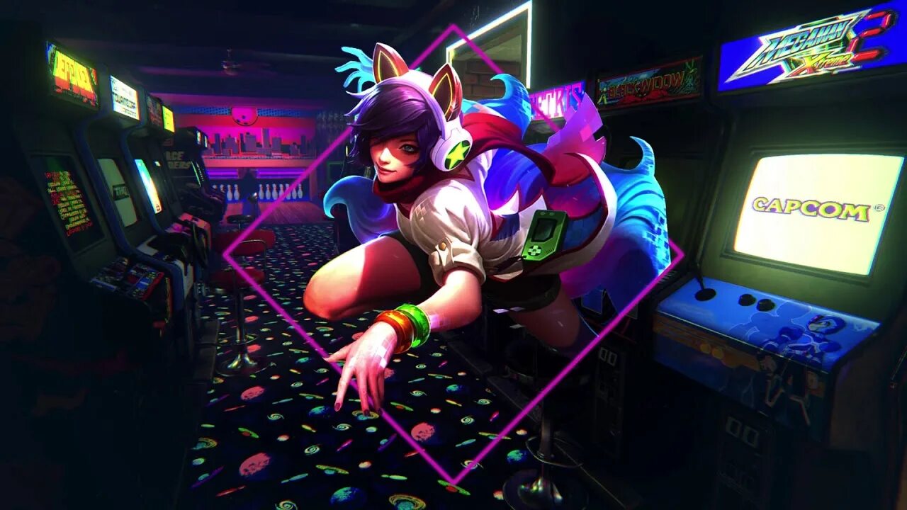 Tracer tickled in arcade