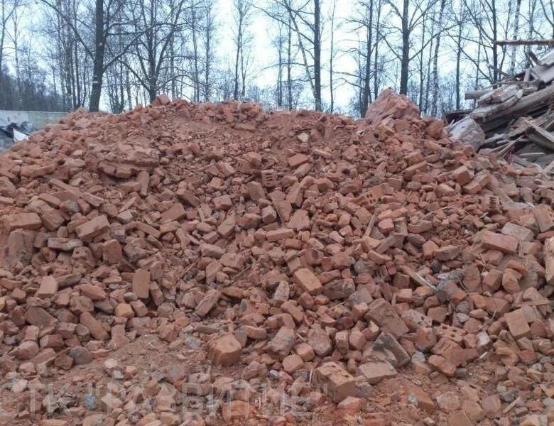 Бой керамического кирпича. Бой кирпича и бетона. Бой кирпича строительный мусор. Бой кирпича. Бой кирпича.