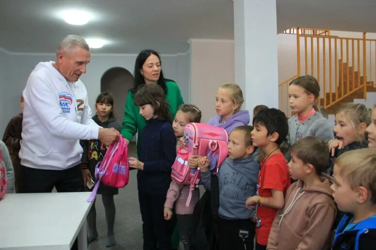 Спортивный интернат с проживанием. Школы с проживанием краснодарский край. Школа 2 мостовской краснодарский край. Школа 1 отрадная краснодарский край сайт. Школа-интернат станица крыловская.