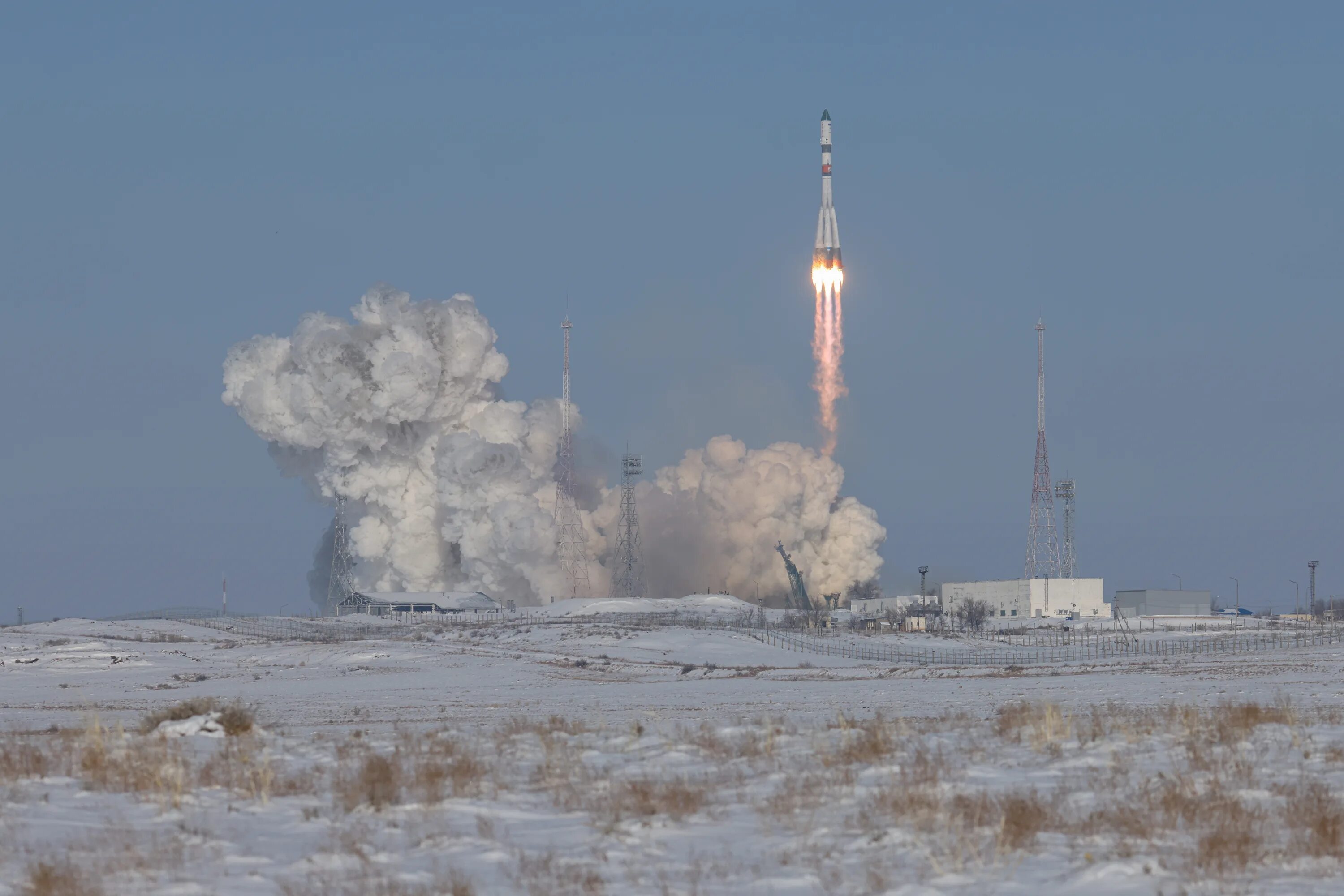 Союз 2. С космодрома байконур запускают ракету. С космодрома байконур запускают ракету. 1а ракета-носитель. 4.