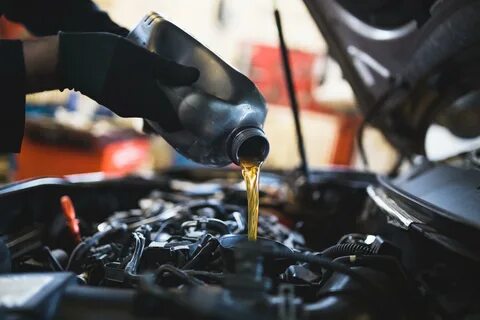 Engine oil change service