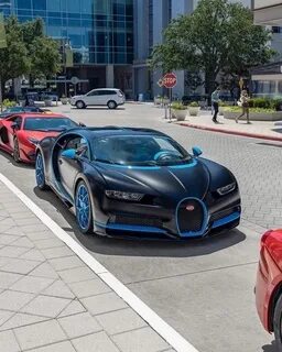 Bugatti chiron 2