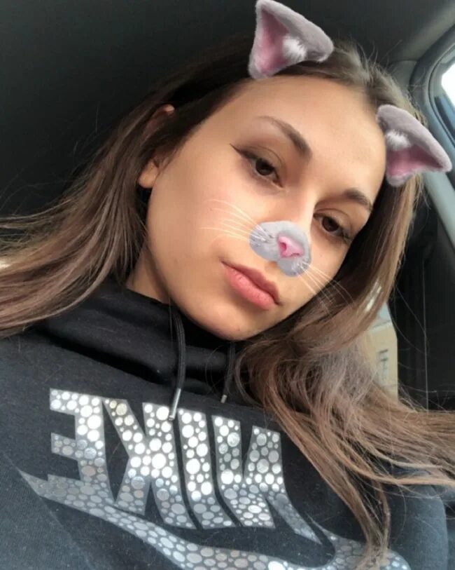 Порно Лоли Липс Муж На Час