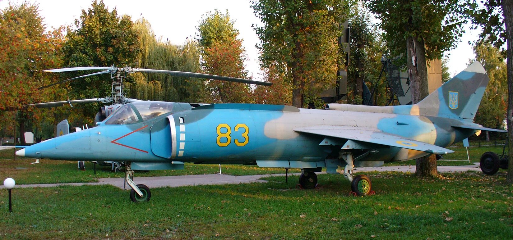 Как взлететь на як 38