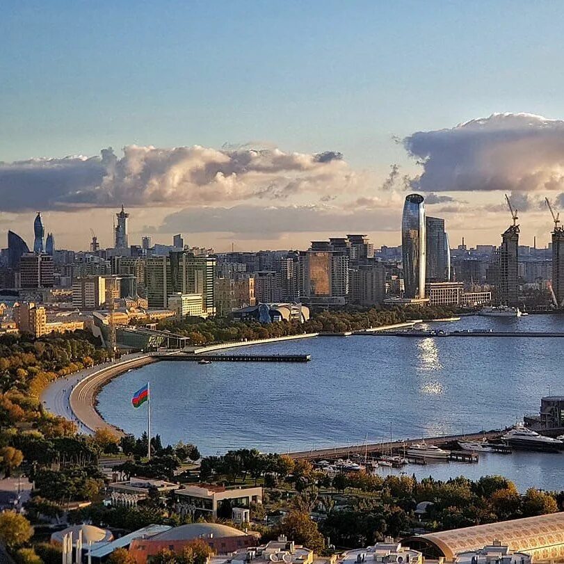 Азербайджан баку сейчас. Азербайджан город баку 2018. Баку столица. Азербайджан пойтахти. Баку 2022 панорама.