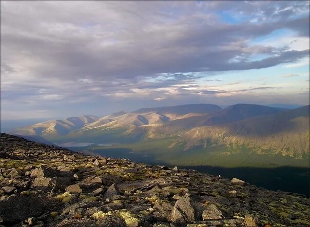 Гора Маннепахк Хибины. Хибины вершины. Гора Путеличорр Хибины. Гора Хибинские горы.