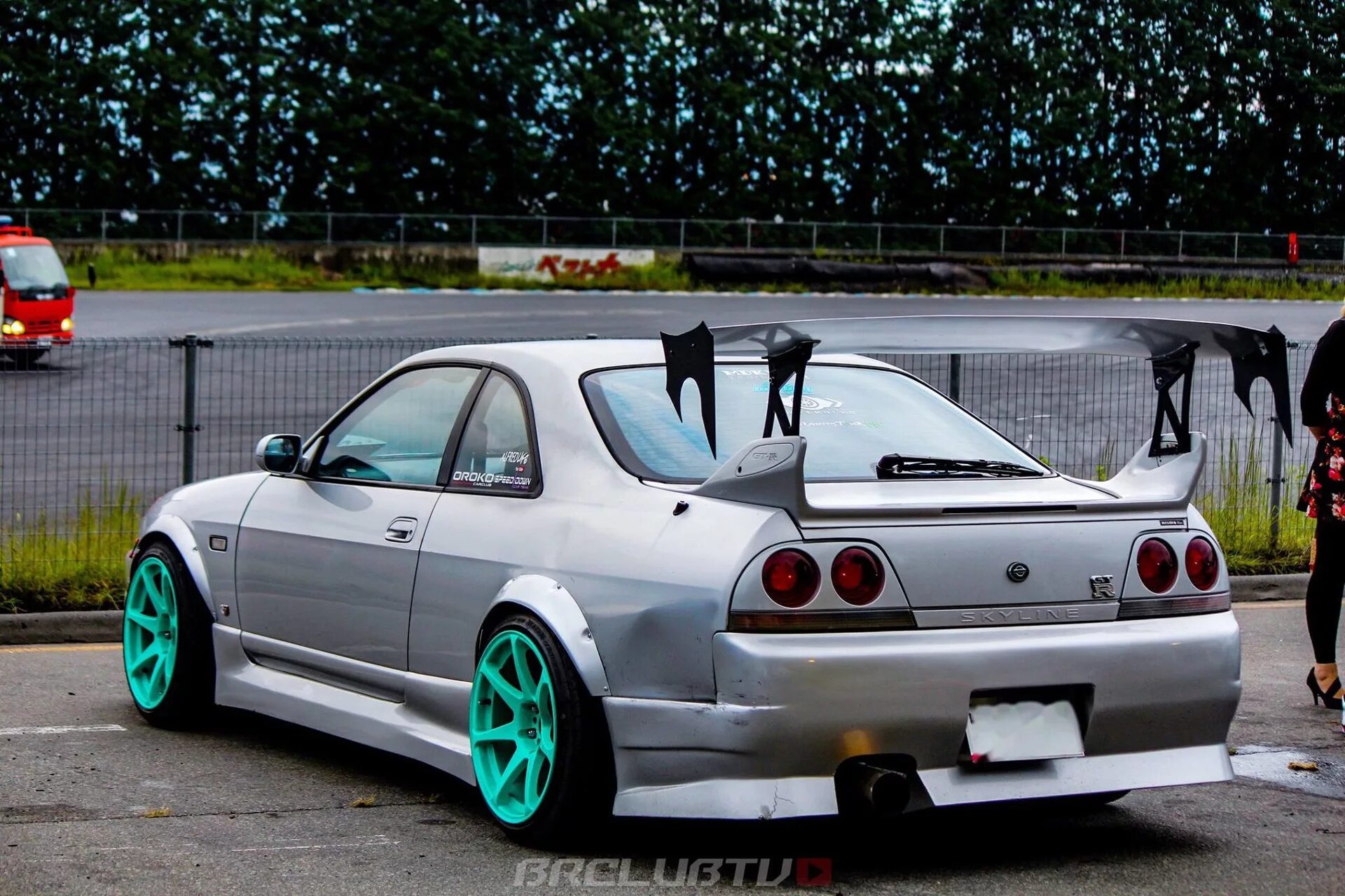 Skyline v2. Nissan skyline r33. nissan skyline gtr r33. skyline r33 gtr. ниссан гтр 33.