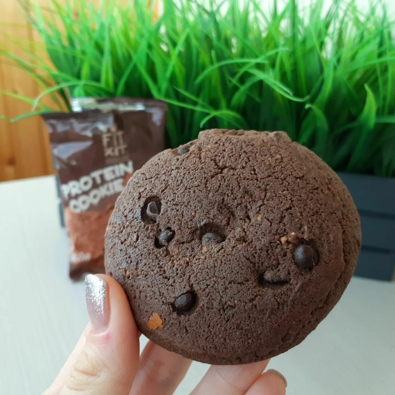 Cookies отзывы. Протеиновое печенье. Протеиновая печенька. Fit Kit Choco Protein cookie. Fit Kit Chocolate cookie.