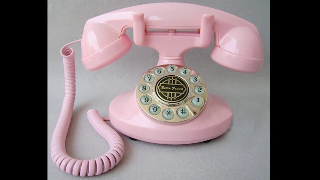 Розовый телефон фото. Розовый телефон. Старый телефон. Домашний телефон розовый. Розовый старый мобильник.